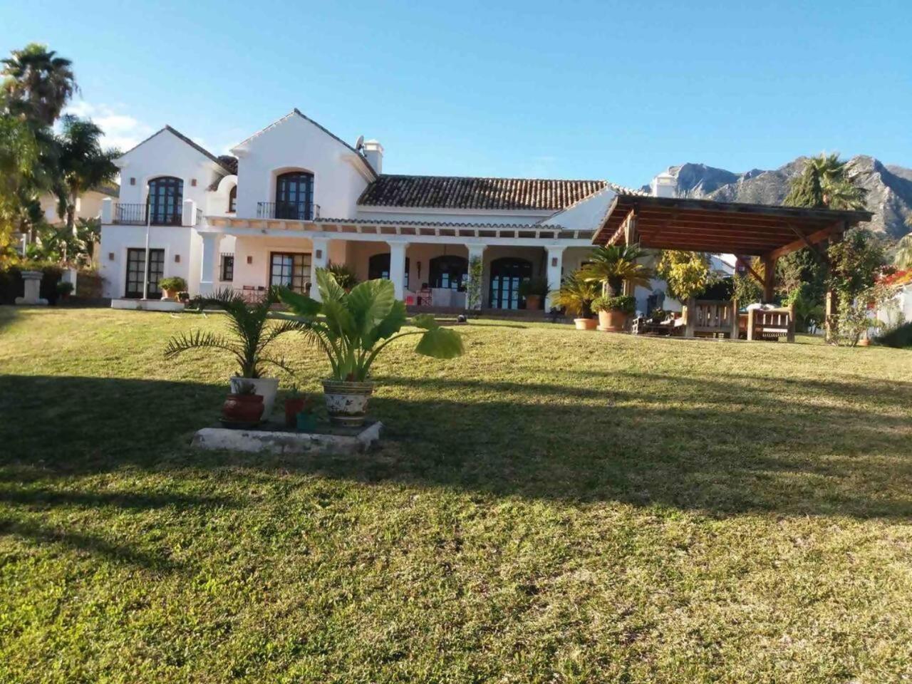Villa Casa Sol Encantadora Villa Con Piscina Marbella Exterior photo