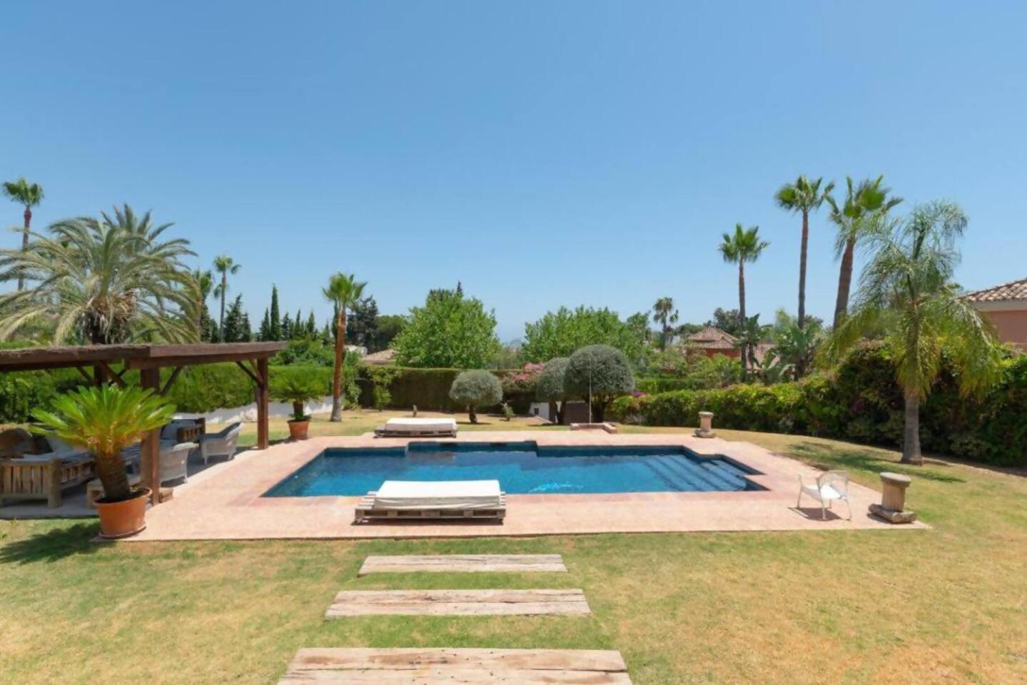 Villa Casa Sol Encantadora Villa Con Piscina Marbella Exterior photo